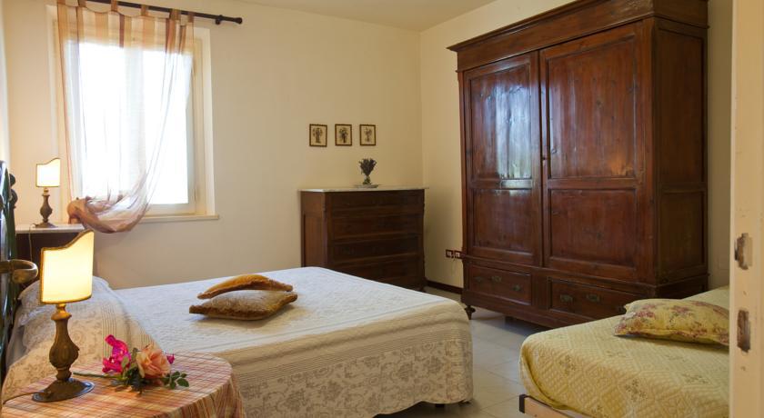 Agriturismo Borgo Vigna Vecchia Черрето-Гуїді Екстер'єр фото